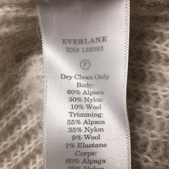 Everlane The Cropped Alpaca Cardigan - Picture 9 of 9